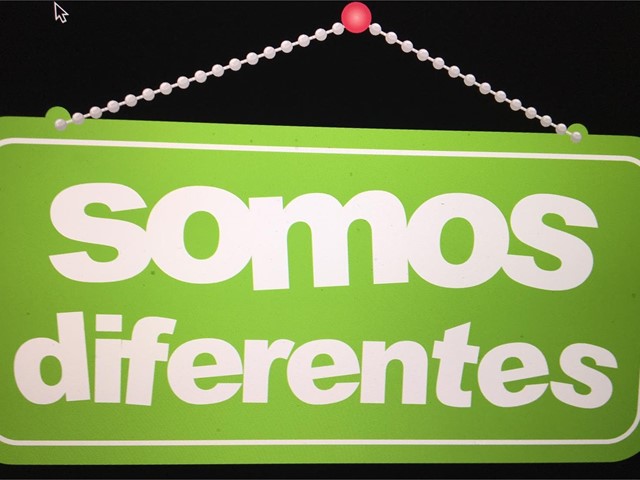 SOMOS DIFERENTES